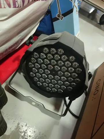 4 LED PAR Stage Light - 54x3W RGBW Can Light (Used)
