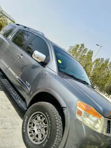2013 Nissan Armada LE American Specs - Excellent Condition