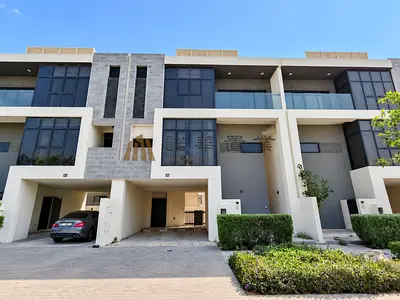 Vacant 3BR | Well Maintained | Near Golf Club