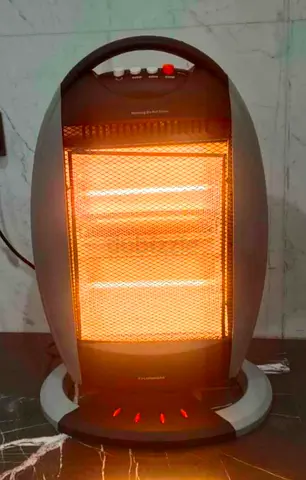 Electric Halogen Room Heater - Working Condition