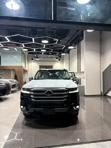 Toyota Land Cruiser 2026 VXR GCC Specs 3.5L TWIN TURBO تويوتا لاندكروزر رادار هيداب ديسبلاي فل 3.5