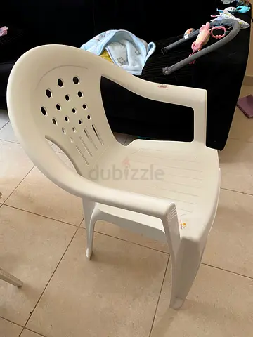 White Plastic Outdoor/Patio Chair - Single