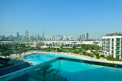 Corner Unit |Lagoon View |Bright Spacious