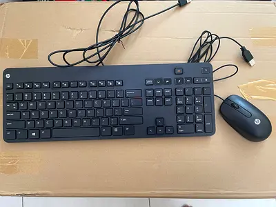 8 * HP Wired Keyboard and Mouse Original - Full-size USB Set