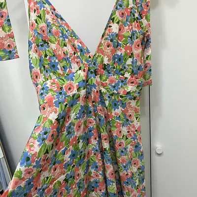 Floral V-neck Summer Dress, Size Unknown - Light Pastel Print