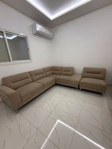 Beige L-shaped Corner Sofa - Comfortable 4-seater Sectional