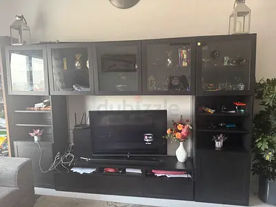 Big Tv cabinet in very good condition like new