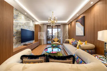Luxury Upgraded Unit | Sea Views | Royal Amwaj
