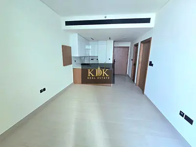 Pool View | Fitted Kitchen | Call Now