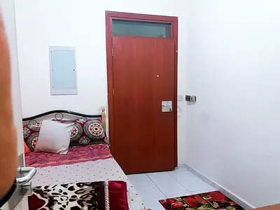 Fully furnished attached washroom room near NMC/LLH Madinat zayed