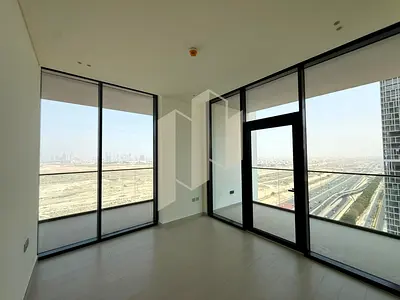 Corner 1 BR | Semi-Furnished | High Floor