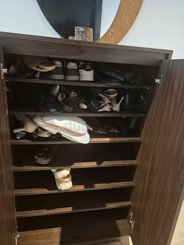 Wooden Shoe Cabinet / Shoe Rack with Top Storage