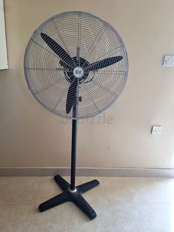 Standing fan (industrial) for urgent sale