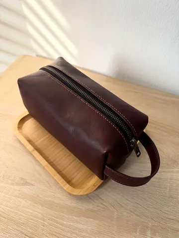 Handmade Leather Dopp Kit | Full Grain Vegetable Tanned Toiletry Bag