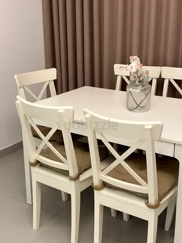 Ikea Dining table with 6 chairs