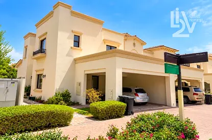 Single Row | Close To DBS | 3 Bed Plus Maids