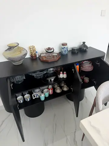 Black modern sideboard / storage cabinet in good condition