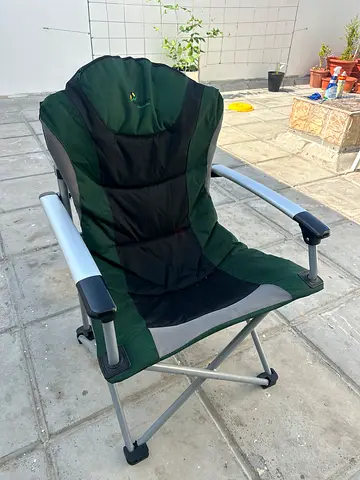 Foldable Camping Chair - Comfortable Outdoor Seat (Green)