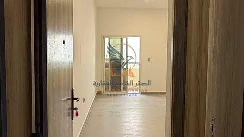 Two-bedroom apartment with a living room and balcony, second tenant, excellent size, and flexible p