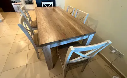 Solid wood 6-seater dining table with 6 chairs - light oak finish