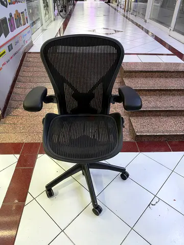 Herman Miller Aeron chair for selling.fully loaded chair