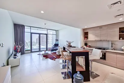 Desiner Furnished I Best Layout I 1BR