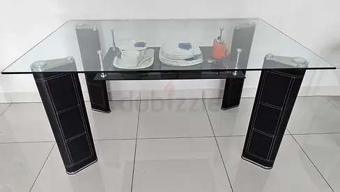 Dining Table Glass 6 Seater Very Good Condition
