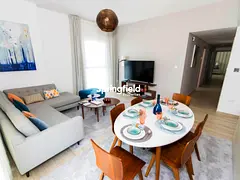 Panoramic Dual Views | Vacant | Unfurnished