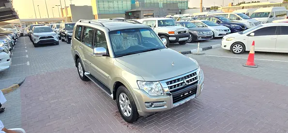Mitsubishi Pajero GLS 2016 GCC Specs