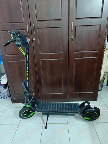 E scooters