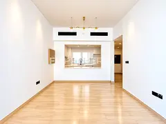 Prime Location Next To Circle Mall Vacant Unit
