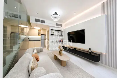 Upgraded | End Townhouse | Path Facing | Ideal