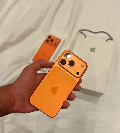 iPhone 17 Pro (256gb) 95% with Box — Good Condition
