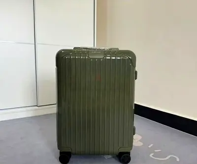 RIMOWA Green luggage