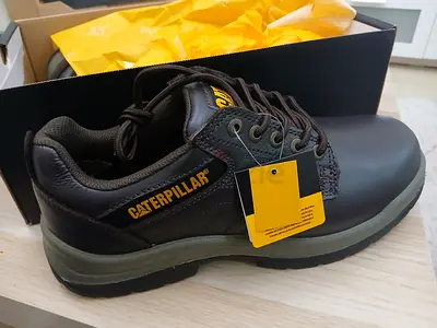 CAT new safety shoes