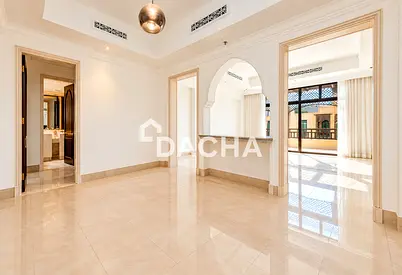 Spacious 2BR + Study | 2 Parking | Pool View