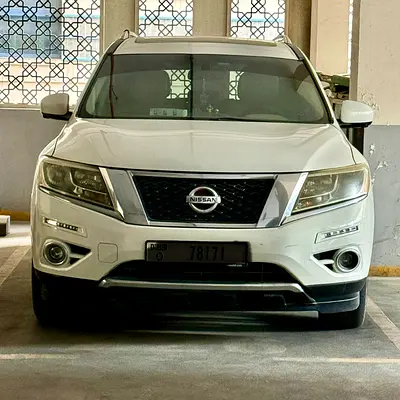Nissan Pathfinder White SL 2014 GCC Specs