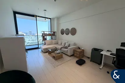 Spacious 1 Bed | Furnished | Modern Building