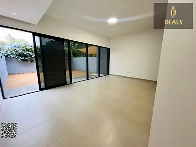 منزل عائلي فاخر | مسار، الشارقة | حديقة خاصة | مجتمع أخضر تحيط به الطبيعة | مسابح وصالة رياضية ومرافق رياضية | مسارات للمشي وركوب الدراجات