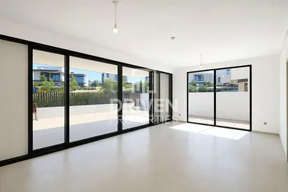 Vastu Compliant | Light Wood | Study | Large Plot