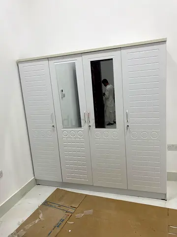 White 4-Door Wardrobe with Mirrors — Good Condition