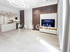 Fully Upgraded | Private Patio | Flexible Cheques