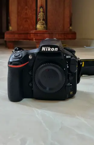 Nikon D810 DSLR Body - Good Working Condition
