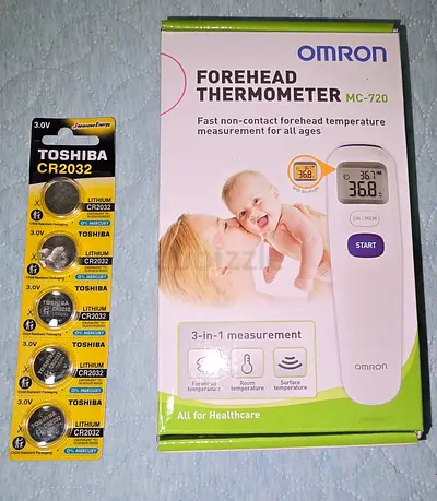 Omron MC-720 Forehead Thermometer + CR2032 Batteries — Lightly Used