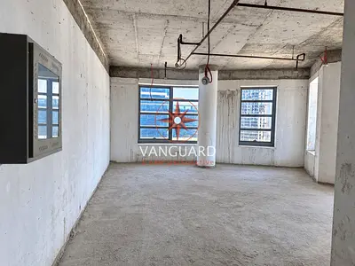 HIGH FLOOR OFFICE SPACE | SHELL AND CORE