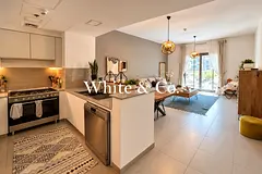Vacant I 3 BHK + maidsroom I Podium unit