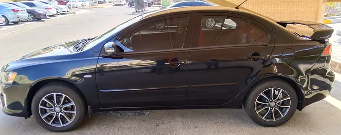 2016 Mitsubishi Lancer GLX GCC Specs