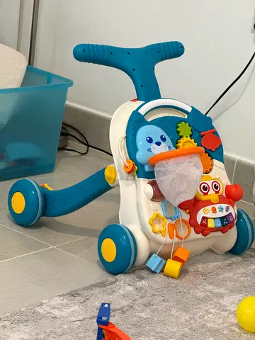 Foldable baby walker with activity board - blue