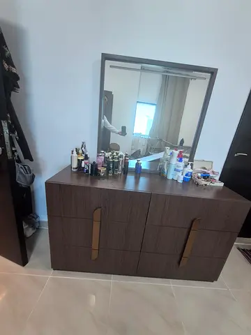 Wooden dresser with mirror - good condition