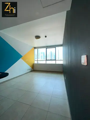Unfurnished I Ready to Move I Close to Metro